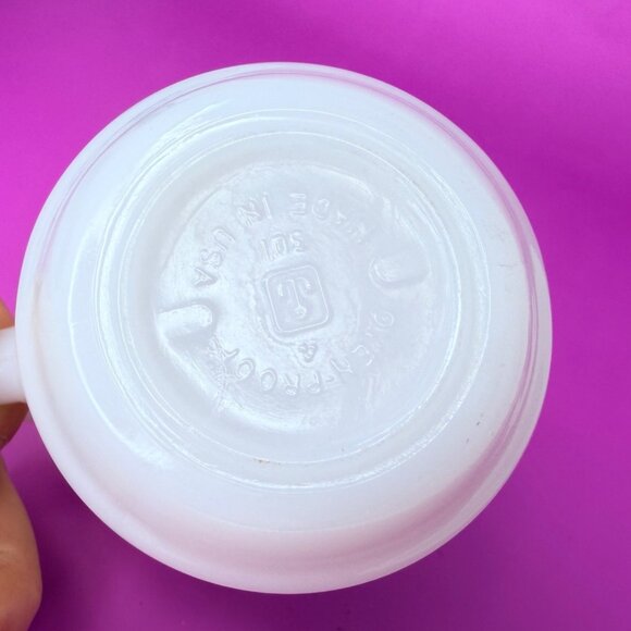 Vintage 1958 Snoopy Peanuts PEDAL POWER Mug Fire-King Anchor Hocking Milk Glass - Picture 9 of 9